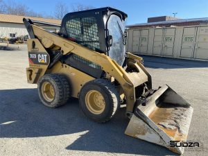 Caterpillar 262D Skid Steer